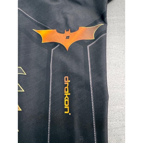 Drakon x Batman Special Edition Compression Leggings – DC Comics Superhero - Picture 6 of 11